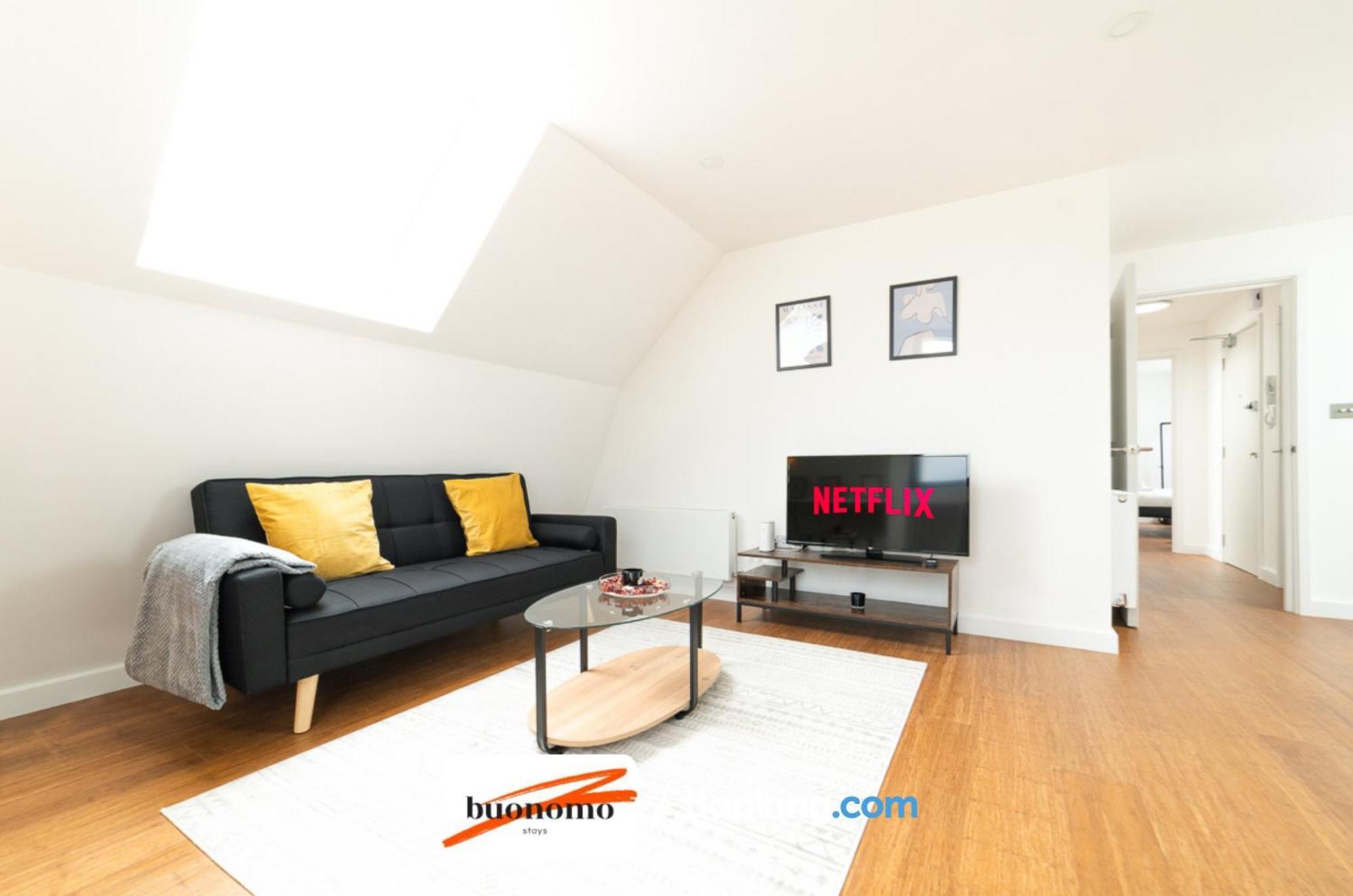 Two Bedroom Apartment At Buonomo Stays Short Lets & Serviced Accommodation Londres Extérieur photo
