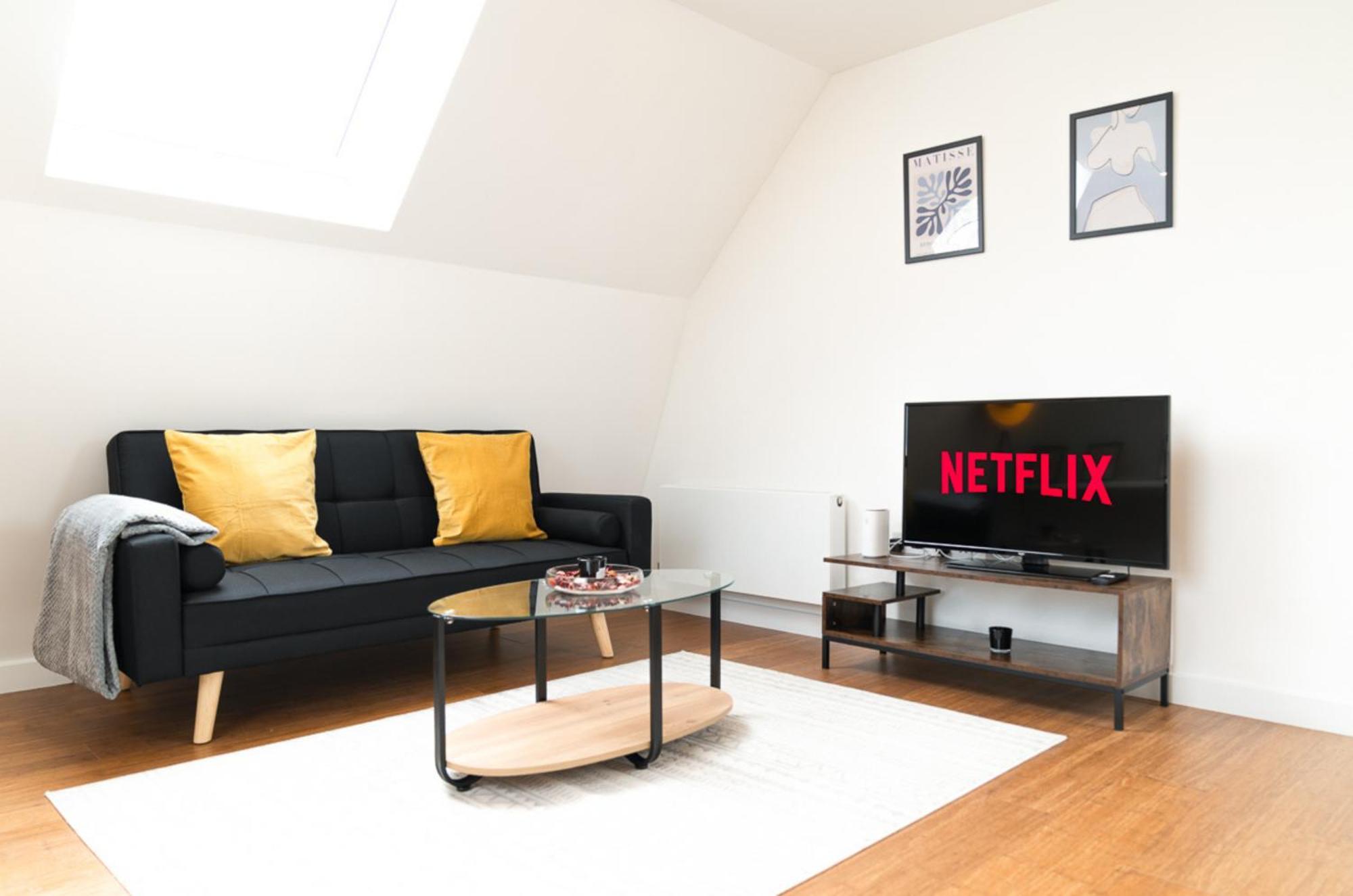 Two Bedroom Apartment At Buonomo Stays Short Lets & Serviced Accommodation Londres Extérieur photo
