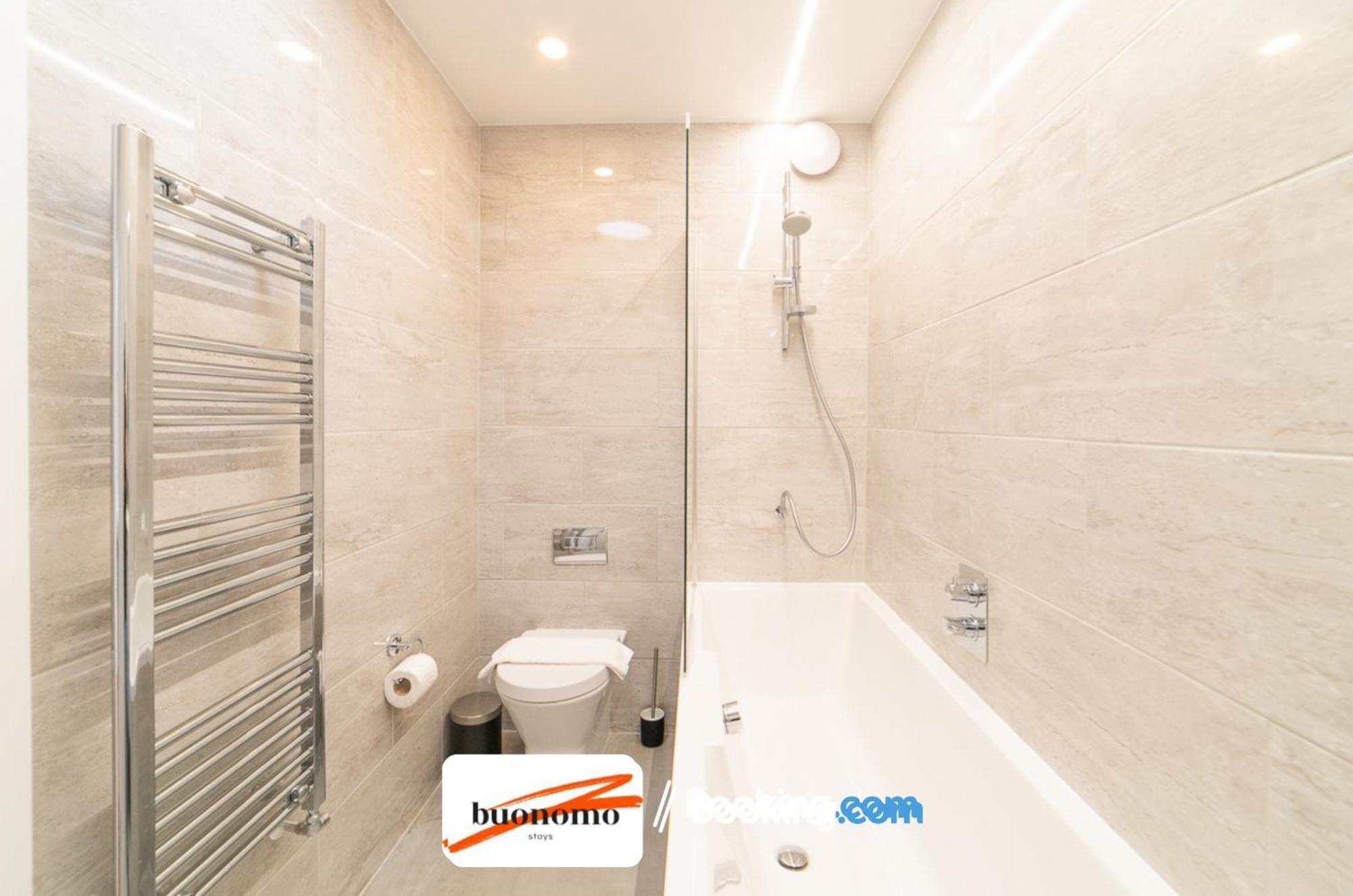 Two Bedroom Apartment At Buonomo Stays Short Lets & Serviced Accommodation Londres Extérieur photo